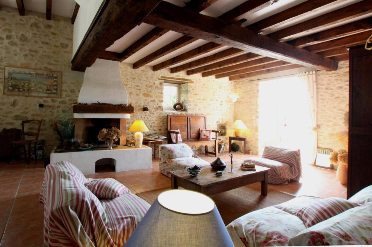 La Ferme Dague Bed & Breakfast Lasseube ภายนอก รูปภาพ