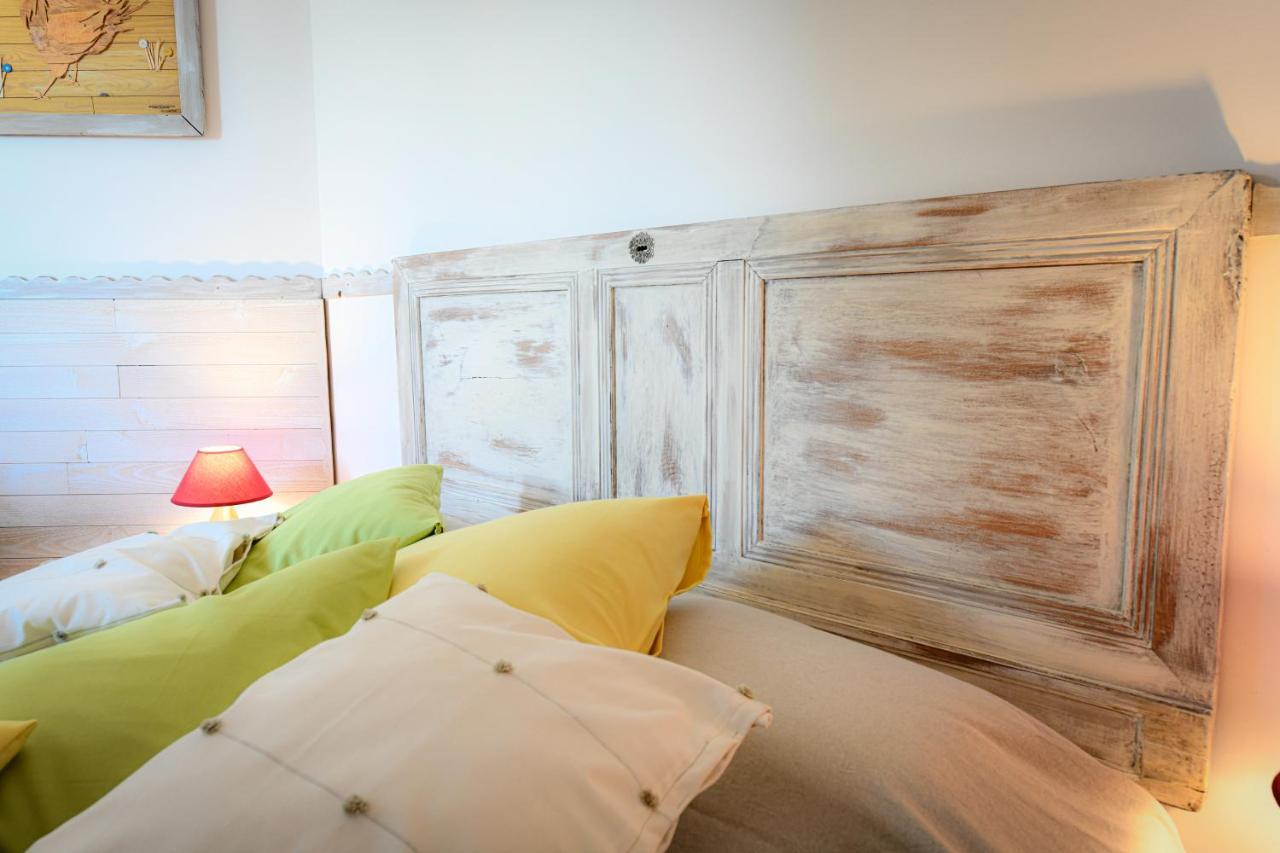 La Ferme Dague Bed & Breakfast Lasseube ภายนอก รูปภาพ