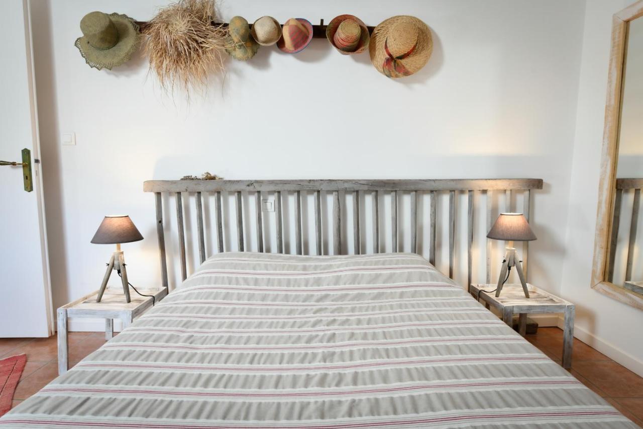 La Ferme Dague Bed & Breakfast Lasseube ภายนอก รูปภาพ